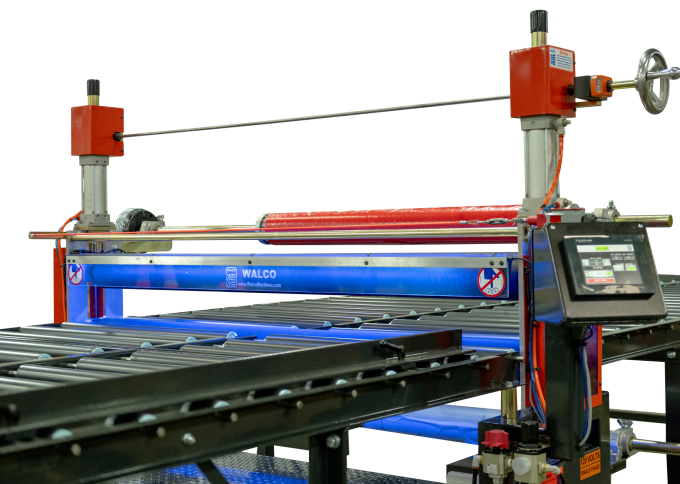 Industrieller Laminator I Walco - Nahaufnahme mit digitaler Steuerungsschnittstelle